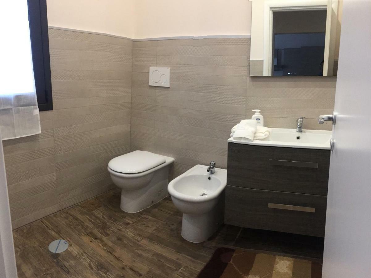 Casa Vacanze Corso Roma Brindisi Bagian luar foto