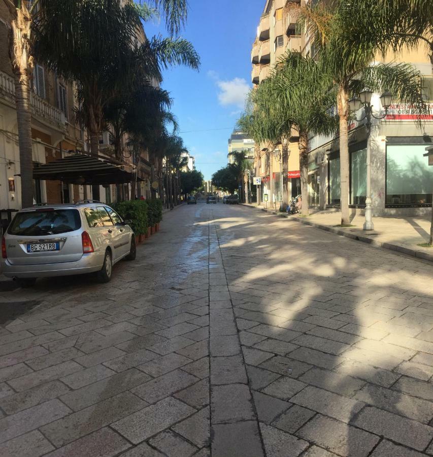 Casa Vacanze Corso Roma Brindisi Bagian luar foto