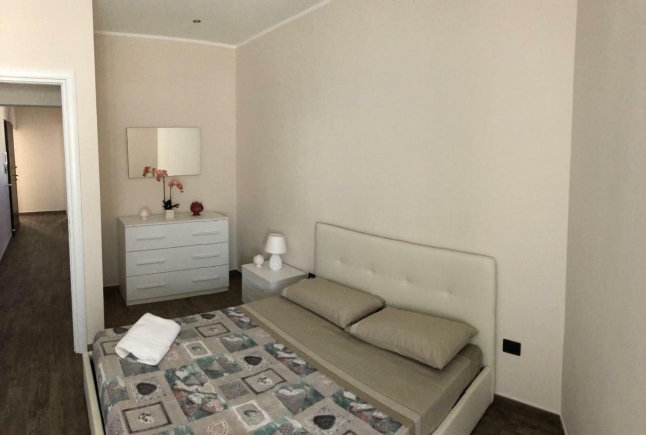 Casa Vacanze Corso Roma Brindisi Bagian luar foto