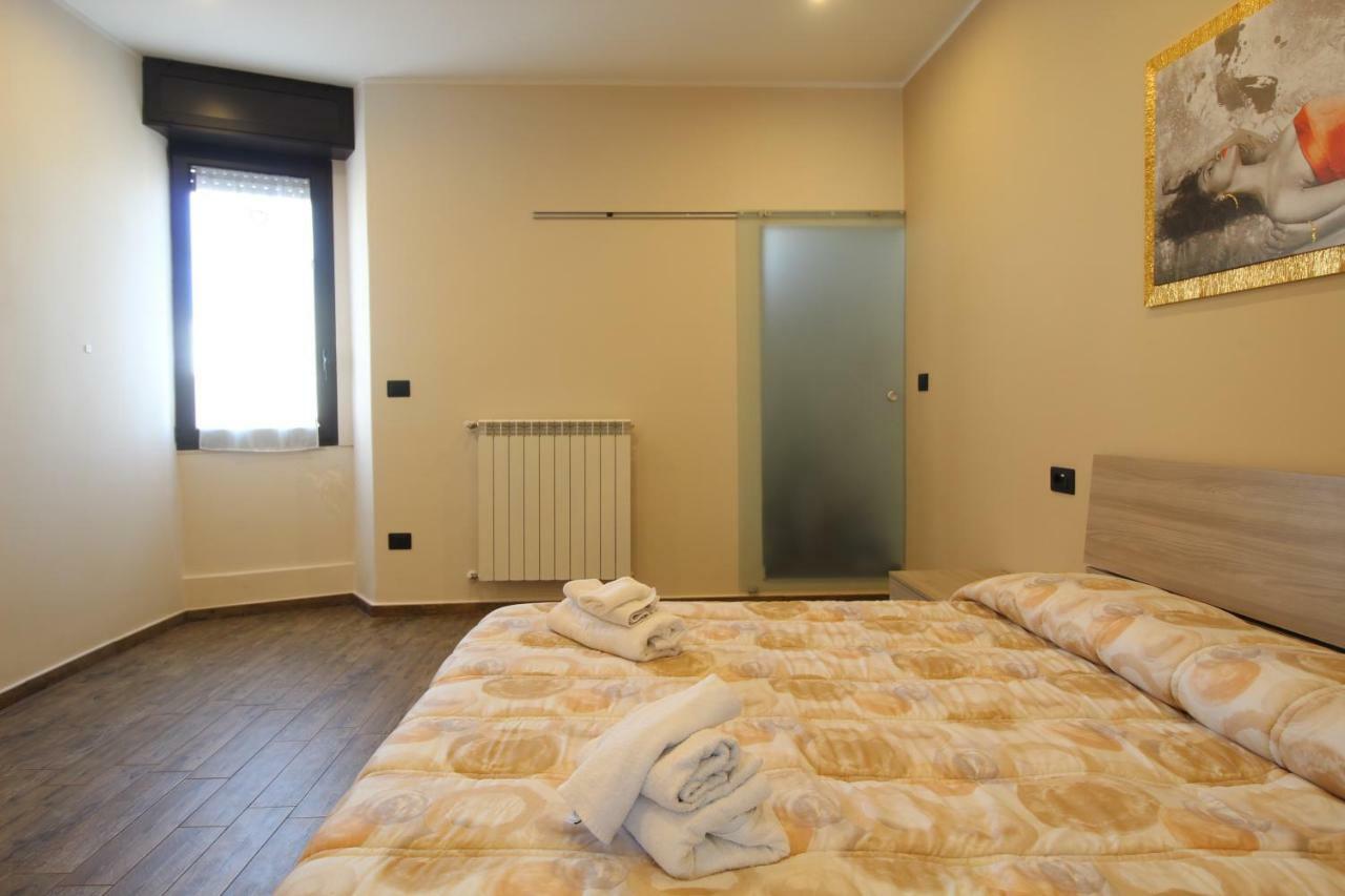 Casa Vacanze Corso Roma Brindisi Bagian luar foto